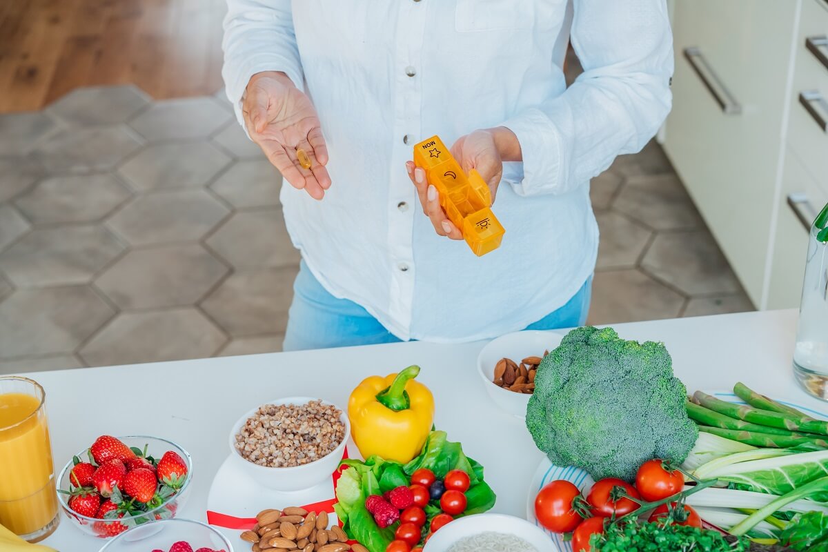 femeie la menopauza nutritie suplimente